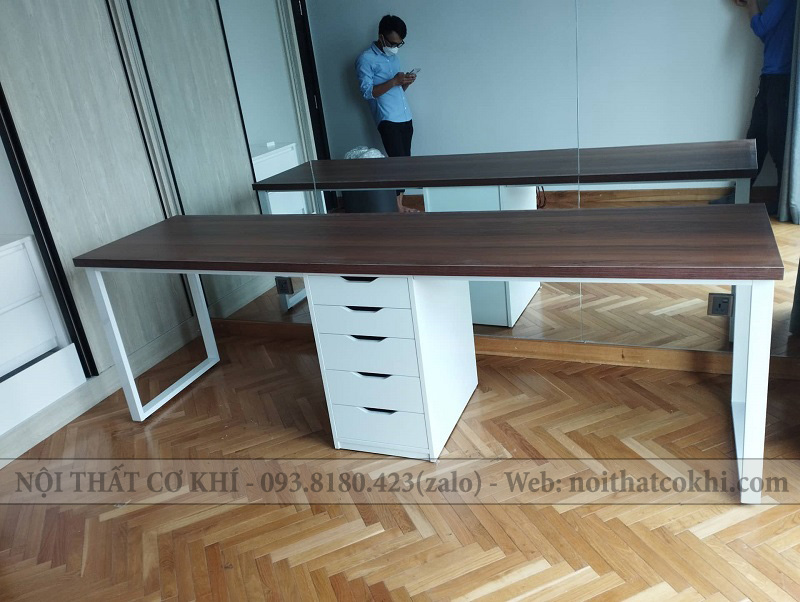 bàn IKEA